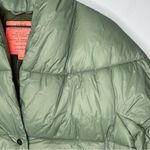 J.Crew  Signature Green Puffer Coat Size L NWT Photo 3