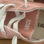 Versatile Pink and White Sneakers with Classic Design Size 11 Photo 6