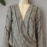 Sienna Sky  Long Sleeve Top Size Small Photo 0