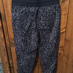 Athleta Trekkie North Printed Crop 23" Jogger, Size 2 Photo 4