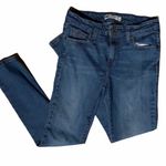 Levi's EUC  mid rise skinny waist 28/32 length jeans Photo 0