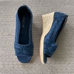 Coldwater Creek  Navy Blue Crochet Peep Toe Espadrille Wedge Sandals Photo 5