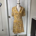 Anthropologie Corey Lynn butter yellow Floral Wrap Dress Short Sleeve Large Photo 2