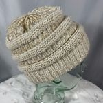 C.C. Exclusive Women’s Ivory Gold Knit Beanie Winter Hat Toboggan NWOT Photo 2