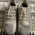 Adidas  EUC   Photo 0
