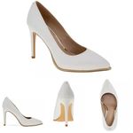 BCBGeneration EUC  Hallix Chain Detail Pump White 8.5 Photo 1