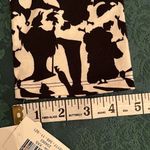 LuLaRoe  NWT Disney Queens cute T-shirt that runs big Photo 6