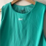 Reebok  Lux Contour Crop Top Turquoise Green 1X Photo 1
