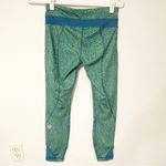 Lululemon  Inspire Tight II 2016 Special Edition Seawheeze Coded Manifesto Tofino Photo 5