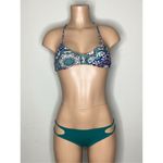 O'Neill New. O’Neill bikini set. Medium. Retails $89 Photo 2