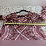 Belle Sky Belle + Sky Women’s Pink Paisley Blouse Size Large Photo 5
