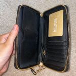 Michael Kors Micheal Kors Logo Wallet Photo 4
