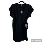 Bobeau ✨  - Short Sleeve Crepe Wrap Dress✨ Photo 5