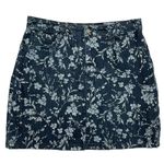 Croft & Barrow Croft Barrow Stretch Denim Skort Womens Size 10 Blue White Floral Cotton Spandex Photo 4