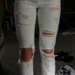 American Eagle Outfitters white mom jeans Size 2 Photo 0