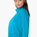 Beyond Yoga  ALL TIME CROPPED PULLOVER Turtleneck Blue NWT Photo 1