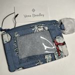 Vera Bradley  Holiday Zip ID #29A Photo 1
