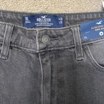Hollister  Distressed Grey Ultra High Rise Mom Jeans Size 11/30 Photo 2