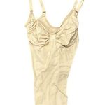 SKIMS  Seamless Sculpt‎ Thong Bodysuit Nude Women's Medium NWOT Photo 0