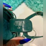 Bandolino NWOT jade bejeweled strappy sandals size/8 Photo 4