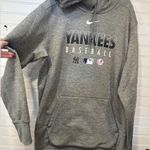 Nike Yankees Hoodie Size M Photo 0