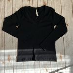 Athleta  Renew Seamless Long Sleeve V-Neck Top in Black Size Medium Photo 2