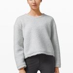 Lululemon Sherpa Crew Photo 0