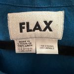 Flax ‎ Blue Linen Blouse Button Shoulder Scoop Neck Size Medium Side Slit Preppy Photo 3