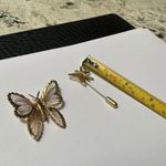 Monet Lot Of 2 Vintage Signed Gold Tone Metal Wire Butterfly Insect Brooch Pin Photo 4