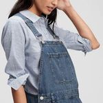 Gap NWT DENIM Women XS Distressed Shortall with Washwell Overalls Shorts Jeans Photo 2