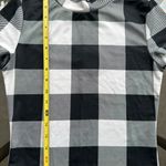 SheIn Buffalo Plaid Mock Neck Short Sleeve Crop Top in Black/White - Size Small Photo 6