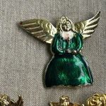 Vintage Rare Collectible bundle of Angel, holiday themed pins, set of 4, faith Gold Photo 4