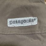 Patagonia woman size 8 waterproof skort! Golf, hiking, outdoors Photo 5
