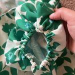 Vine & Love Stay Beautiful Balloon Sleeve Floral Blouse : Green/Ivory Photo 4