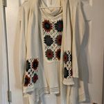 B Sharp B. Sharp crochet accents sweater size large Photo 0