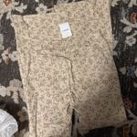 Forever 21 NWT Ditsy Floral Jeans Photo 3