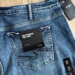 Silver Jeans NWT  Boyfriend Mid Rise Jeans Sz 20 Dark Wash Distressed Photo 14