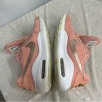 Nike Womens  Air Max Oketo size 8.5 flawed Photo 5