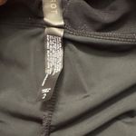 Torrid Black Star-Patterned Women's Capri Leggings Photo 8