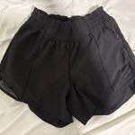 Lululemon  High-Rise Black Shorts 4" Hotty Hot 4 Photo 0