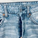 American Eagle  Tomgirl‎ Jeans Womens Size 6 Regular Ripped Distressed Light Wash Photo 14