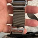 Baggallini Baggalini Shoulder Bag BNWOT color gray adjustable stripe lots of zippers Photo 8