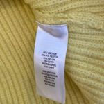 T Tahari Bright Yellow Long Sleeve Knitted Crew Neck Sweater EUC Sz M Photo 3