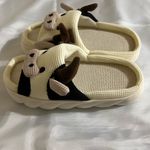 Cute Cow Slippers Black Size 7 Photo 3