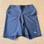 Alo Yoga Biker shorts Photo 0