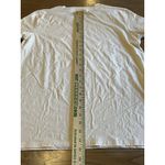 Queen Women Beige T Photo 4