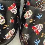 Easy Street  Slip Resistant Laurie Colorful Skull Pattern Clogs Size 7W Photo 9