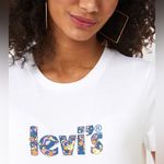 Levi's NWT  White Fitted Graphic Boho 100% Cotton Short Sleeve Tee Size Small Photo 3