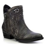 Circle G EUC  Laser Cut Leather Cut Ankle Boots Size 10 Photo 0