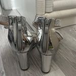 Windsor silver prom shoes Photo 2